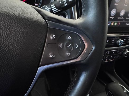 Used 2023 Chevrolet Traverse LT AWD/4WD image 16
