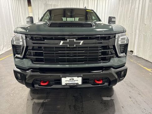 New 2026 Chevrolet Silverado 2500 LT image 7