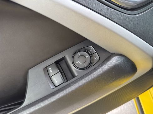 Used 2018 Chevrolet Camaro SS image 8