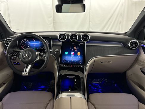 Certified 2025 Mercedes-Benz GLC 350e 4MATIC image 15