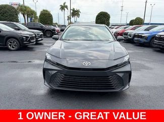 Used 2025 Toyota Camry LE FWD video 2
