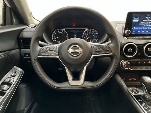 Used 2024 Nissan Sentra SV FWD image 15