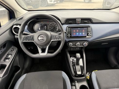 Used 2023 Nissan Versa SV FWD image 14