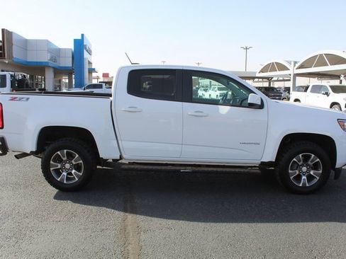 Used 2016 Chevrolet Colorado Z71 image 2