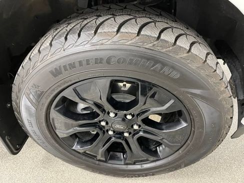 Used 2023 Ford F150 Lariat w/ Equipment Group 502A High AWD/4WD image 18