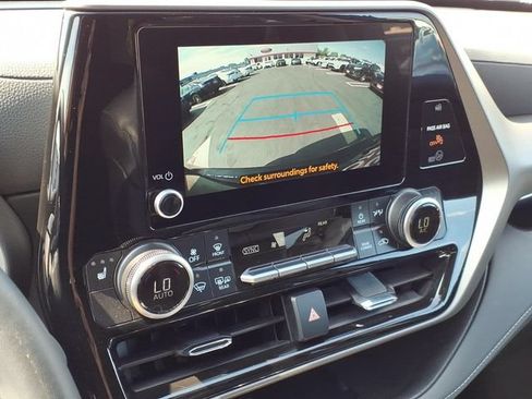 Used 2026 Toyota Highlander XLE AWD/4WD image 27
