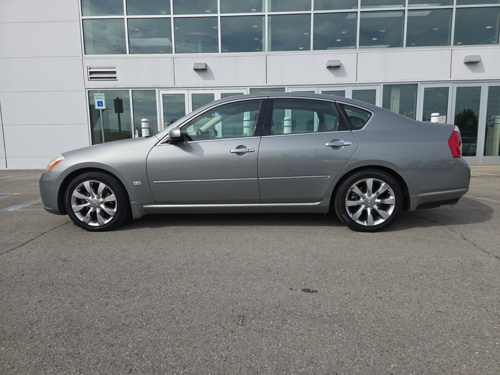 Used 2006 INFINITI M45 RWD image 10