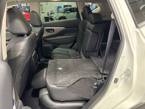 Used 2024 Nissan Murano SL image 29