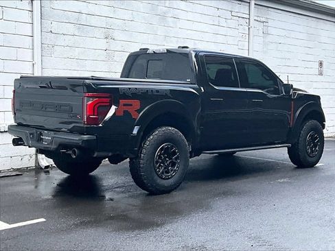 Used 2025 Ford F150 Raptor w/ Equipment Group 803A Raptor R AWD/4WD image 17
