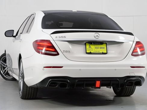 Used 2019 Mercedes-Benz E 300 image 5