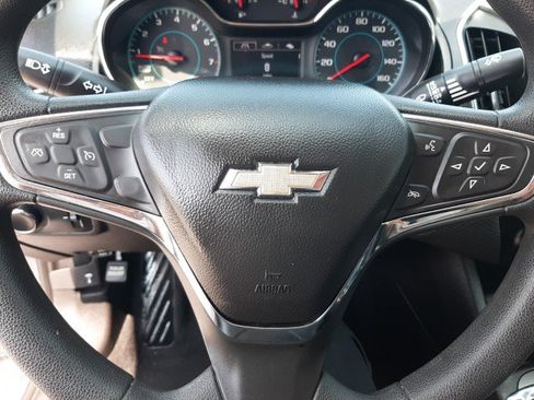 Used 2018 Chevrolet Cruze LT w/ Convenience Package FWD image 18