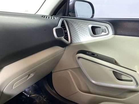 Used 2023 Kia Soul LX w/ Option Group 015 image 20