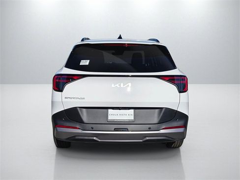 New 2026 Kia Sportage EX image 7