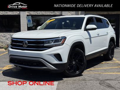 Used 2022 Volkswagen Atlas SE w/ Panoramic Sunroof Package