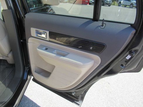 Used 2008 Lincoln MKX AWD image 22