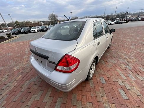 Used 2010 Nissan Versa Sedan image 19