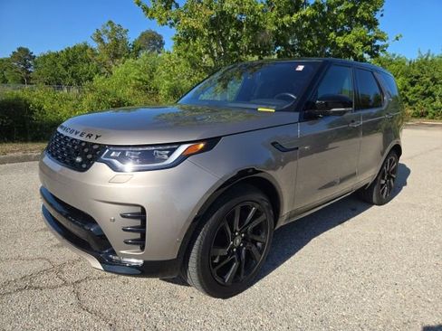 Used 2022 Land Rover Discovery S R-Dynamic AWD/4WD image 1