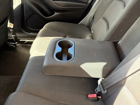 Used 2018 MAZDA MAZDA3 Sport w/ Preferred Equipment Package image 22