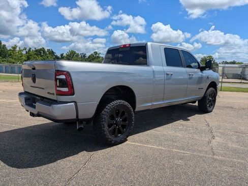 Used 2023 RAM 2500 Laramie AWD/4WD image 4