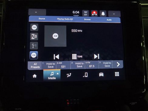 Used 2023 Jeep Grand Cherokee L Laredo image 25