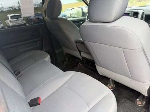 Used 2014 RAM 2500 Tradesman w/ Chrome Appearance Group AWD/4WD image 17