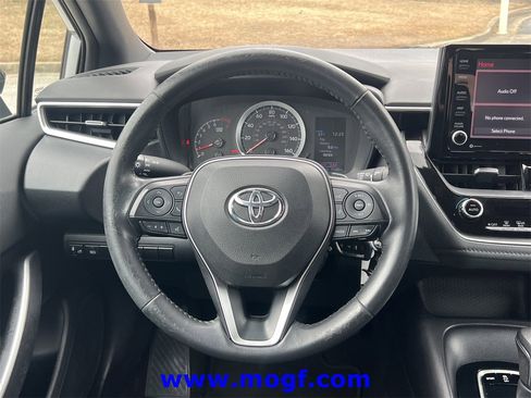 Used 2022 Toyota Corolla SE image 6