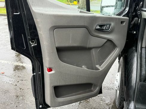 Used 2023 Ford Transit 250 Medium Roof AWD image 17