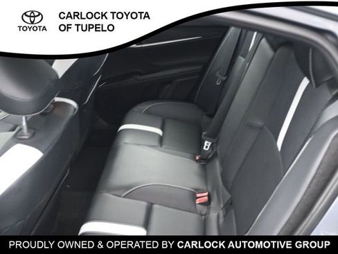 Used 2025 Toyota Camry SE w/ Convenience Package image 25