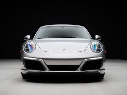Used 2018 Porsche 911 Carrera RWD image 8