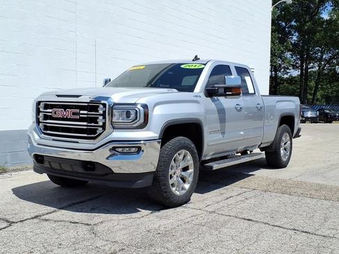 Used 2017 GMC Sierra 1500 SLT w/ SLT Premium Package AWD/4WD image 3