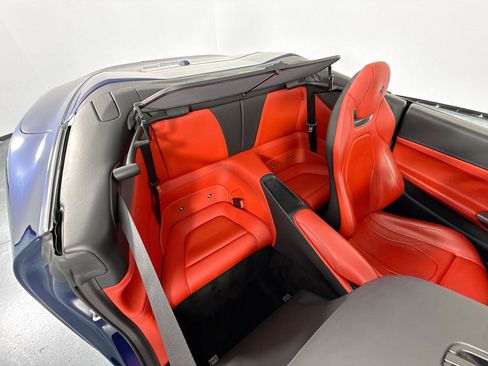 Used 2019 Ferrari Portofino RWD image 26