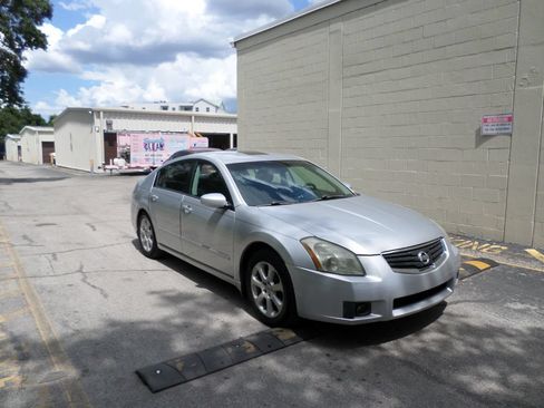 Used 2008 Nissan Maxima 3.5 SL w/ Platinum Edition Pkg FWD image 2