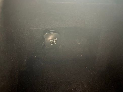 Used 2018 Jeep Grand Cherokee Limited image 29