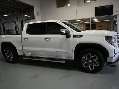 New 2026 GMC Sierra 1500 SLT w/ SLT Premium Plus Package image 4