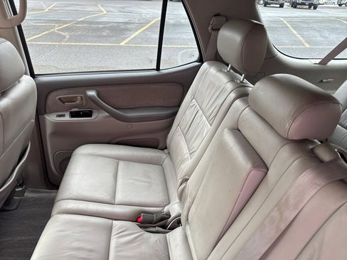 Used 2004 Toyota Sequoia SR5 image 20