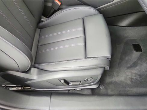 Used 2025 Audi A6 e-tron Prestige w/ Black Warm Weather Package image 23