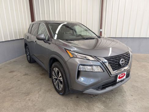 Used 2022 Nissan Rogue SV AWD/4WD image 11