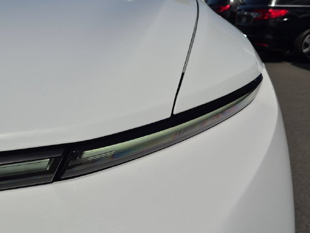 Used 2024 Chevrolet Equinox EV LT w/ LPO, All-Weather Mat Package FWD image 9