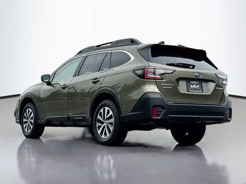Used 2022 Subaru Outback Premium w/ Popular Package #1 AWD/4WD image 13