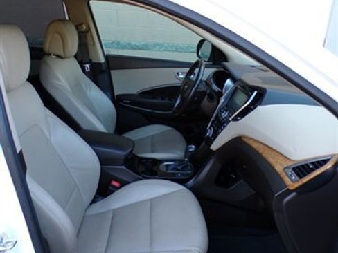 Used 2015 Hyundai Santa Fe GLS w/ Option Group 03 FWD image 31