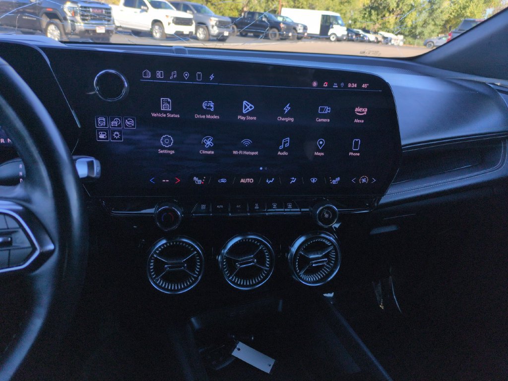 Used 2024 Chevrolet Blazer EV LT AWD/4WD image 18