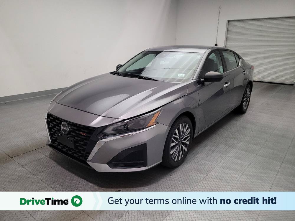 Used 2024 Nissan Altima 2.5 SV FWD image 1