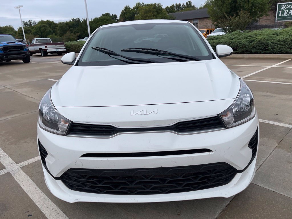 Used 2023 Kia Rio LX FWD image 2