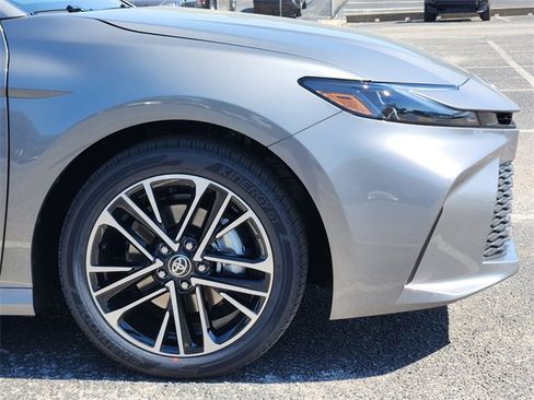 New 2026 Toyota Camry XLE image 5