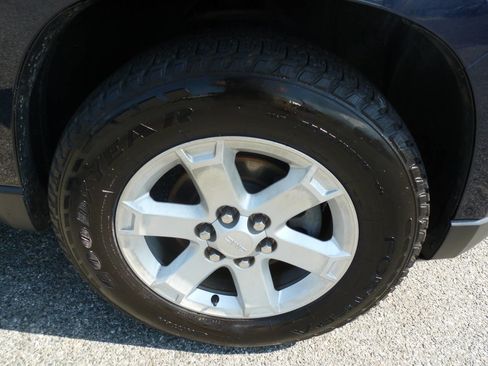 Used 2015 GMC Acadia SLE AWD/4WD image 38