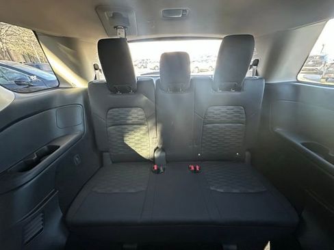 New 2025 Nissan Pathfinder SV w/ SV Premium Package image 22