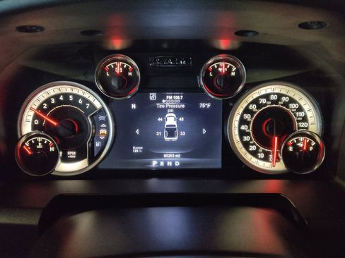 Used 2017 RAM 1500 Big Horn image 23