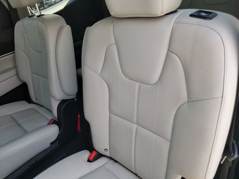 Used 2021 Kia Telluride EX w/ EX Premium Package FWD image 19