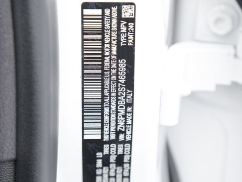 New 2025 Maserati Grecale Modena image 19