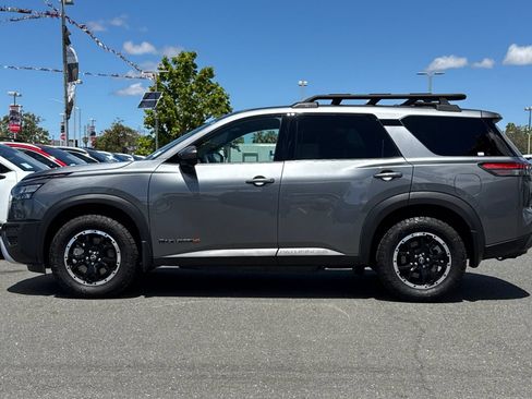 Certified 2025 Nissan Pathfinder Rock Creek AWD/4WD image 7